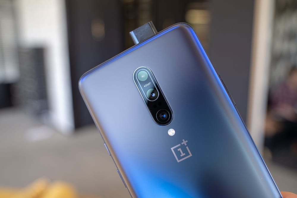 Image 1 : OnePlus 7 Pro : pourquoi un capteur escamotable ? Pete Lau s'explique