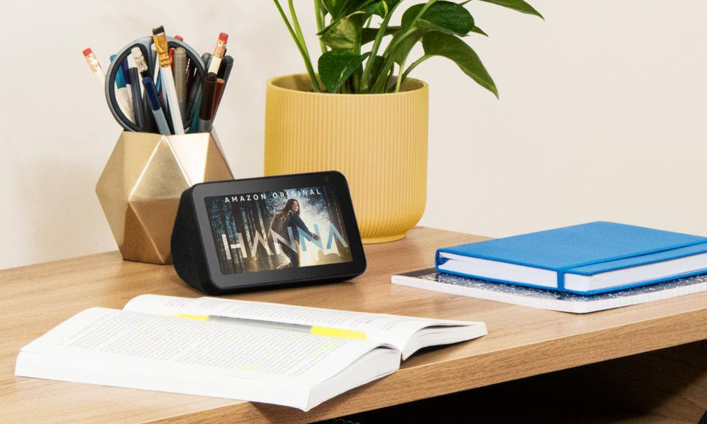 Image 1 : Amazon Echo Show 5 : un écran connecté plus petit et plus « privé »