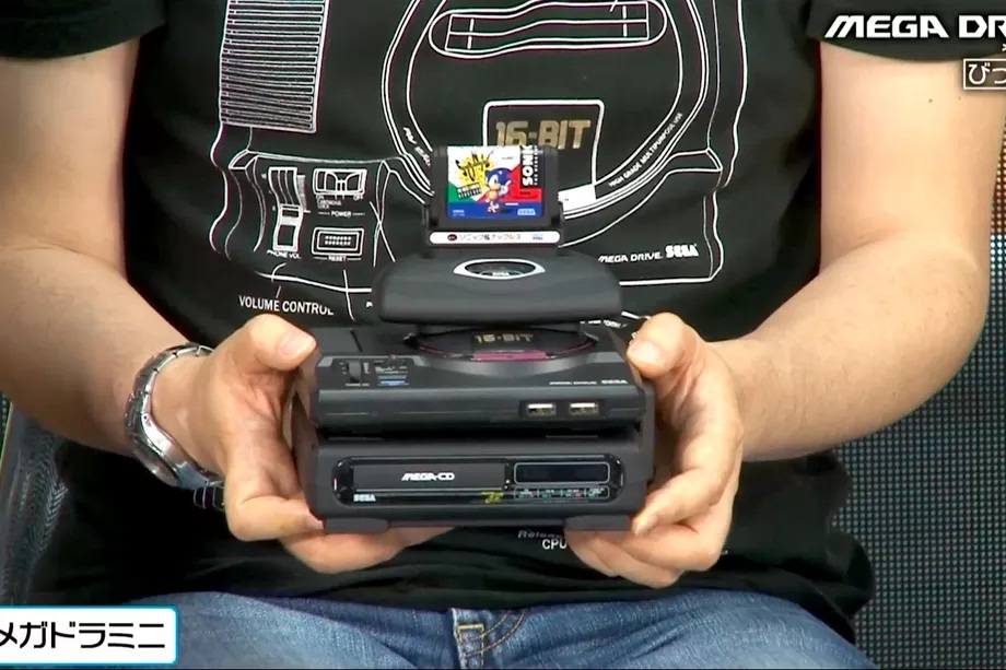 Image 1 : Sega dévoile des accessoires totalement inutiles pour sa Mega Drive Mini