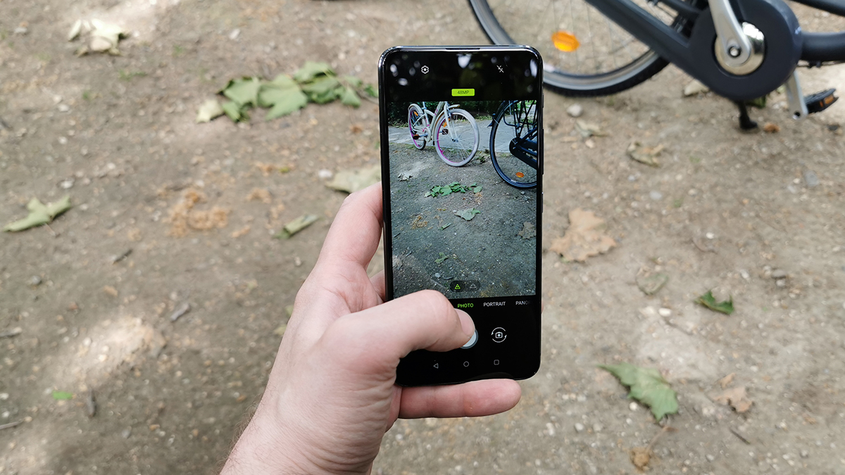 Image 3 : Asus ZenFone 6 : on a testé le smartphone le plus autonome du marché