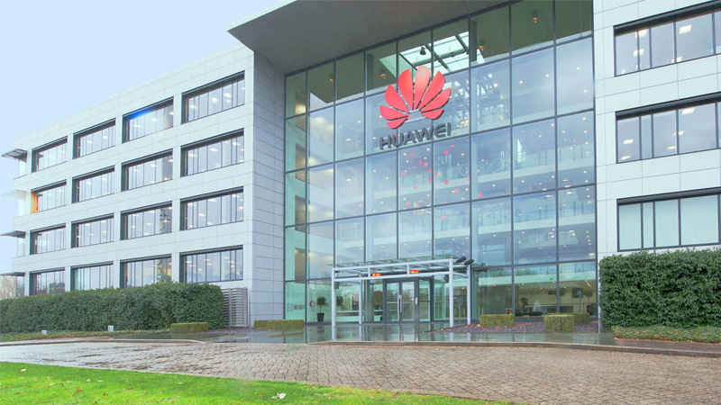 Image 4 : Huawei vs Trump : le constructeur va "ajuster" son planning de sorties