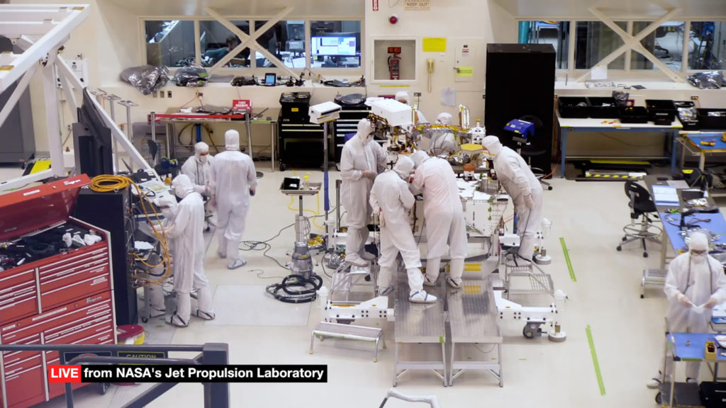 Image 1 : Suivez la construction du Rover Mars 2020 de la NASA en direct