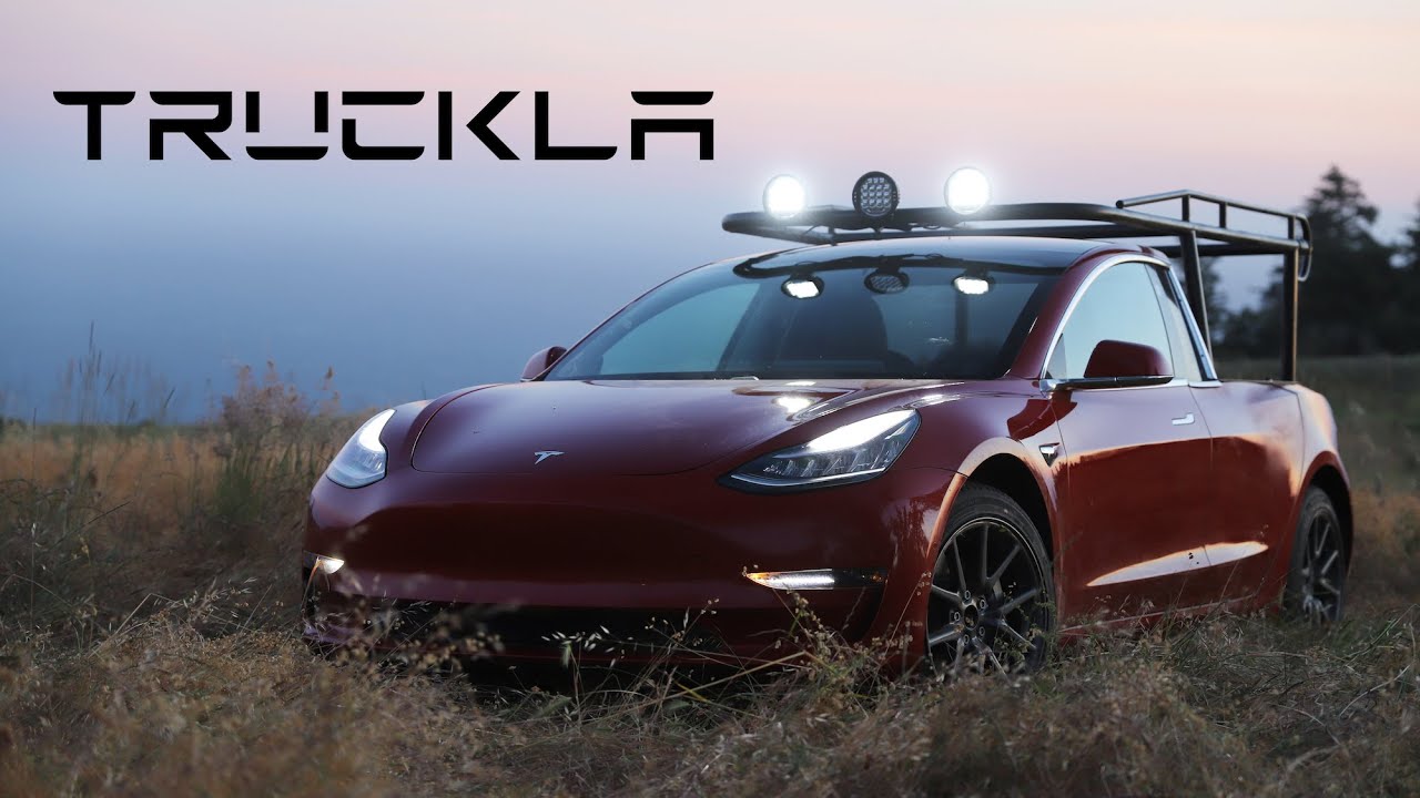 Image 1 : Une YouTubeuse transforme sa Tesla Model 3 en pickup