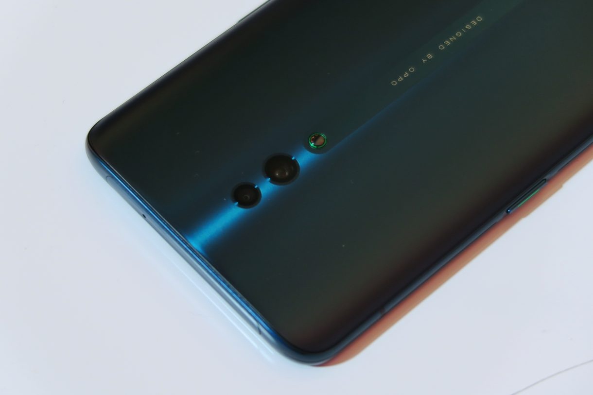 Image 1 : Oppo s'apprête à dévoiler son téléphone avec caméra placée sous l'écran