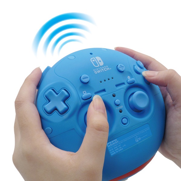 Image 1 : La Switch a droit à sa manette Dragon Quest en forme de Slime