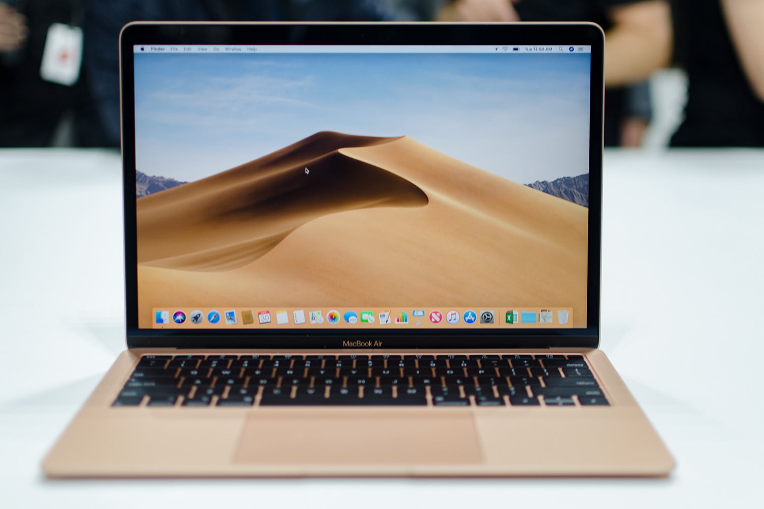 Image 1 : La carte mère de certains MacBook Air serait défectueuse