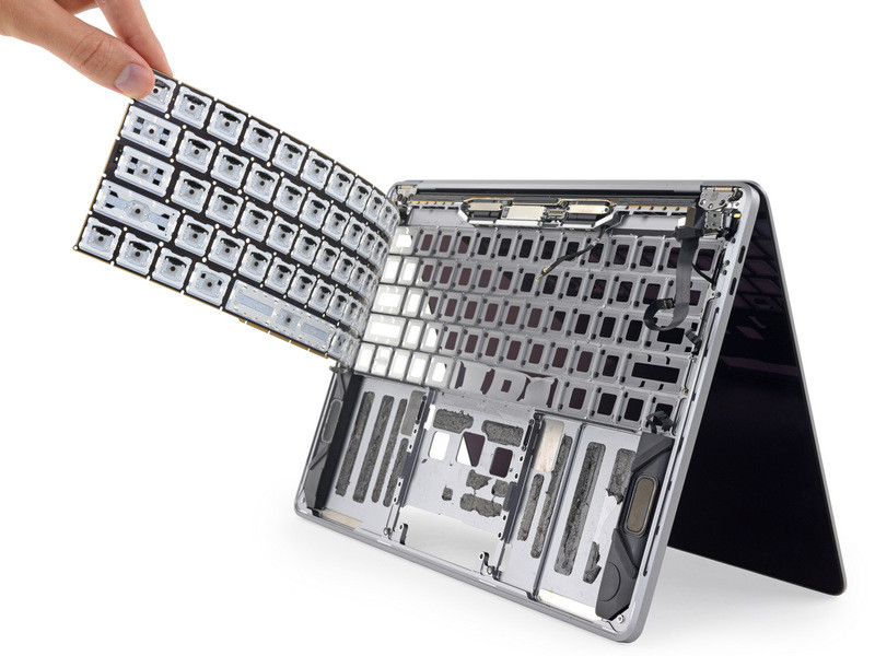Image 1 : Apple va probablement abandonner ses claviers papillon
