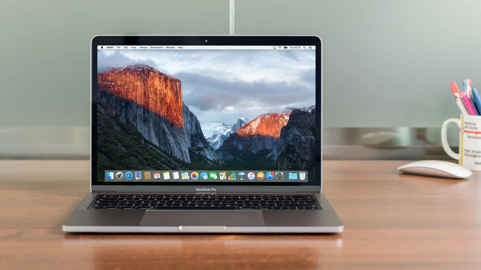 Image 1 : Le MacBook Pro 15" obtient un score de réparabilité de 1/10