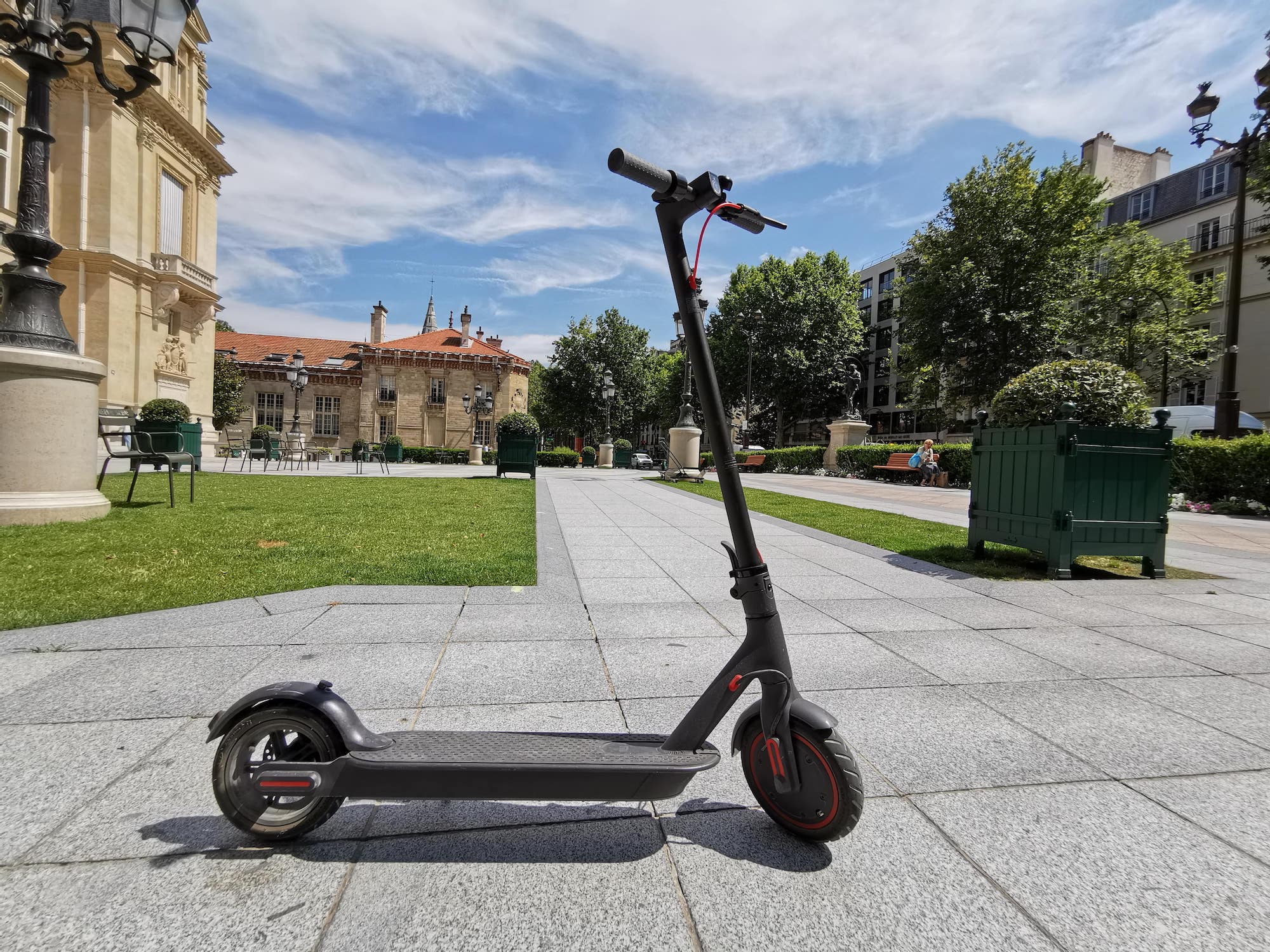 Test Xiaomi M365 Mi Electric Scooter : faut-il craquer pour la