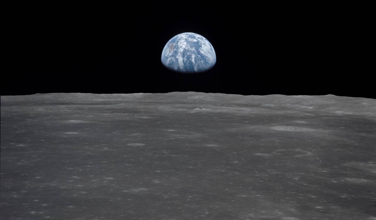 Image 1 : Apollo : la Nasa publie de magnifiques panoramas de la Lune