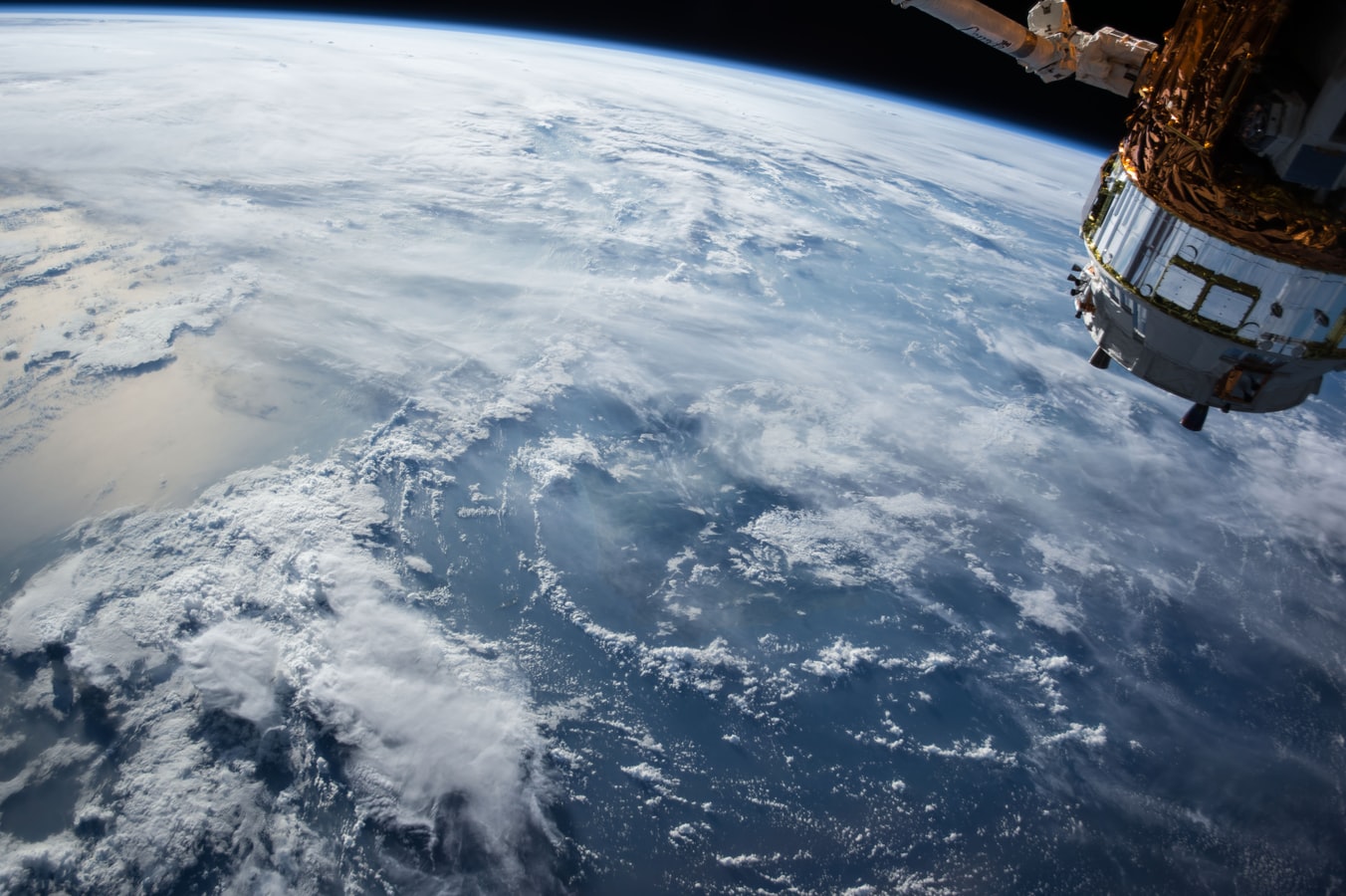 Image 1 : L’US Air Force invite des hackers à prendre le contrôle d’un satellite
