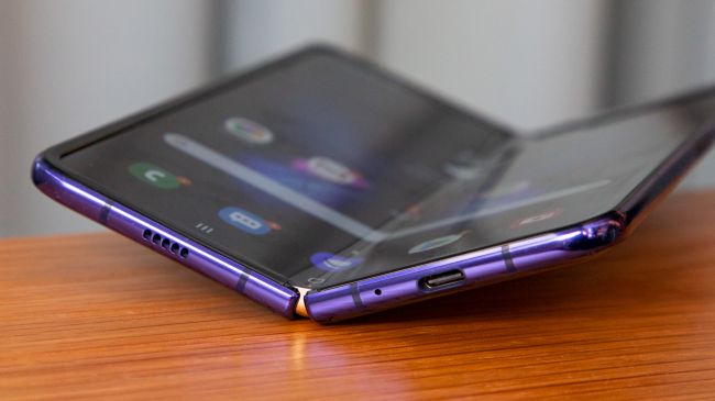 Image 1 : Galaxy Fold : Samsung remplacera son écran une fois, mais pas gratuitement