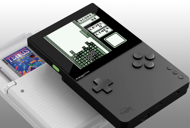 Image 1 : Une console rétro pour jouer avec toutes vos cartouches Game Boy originales