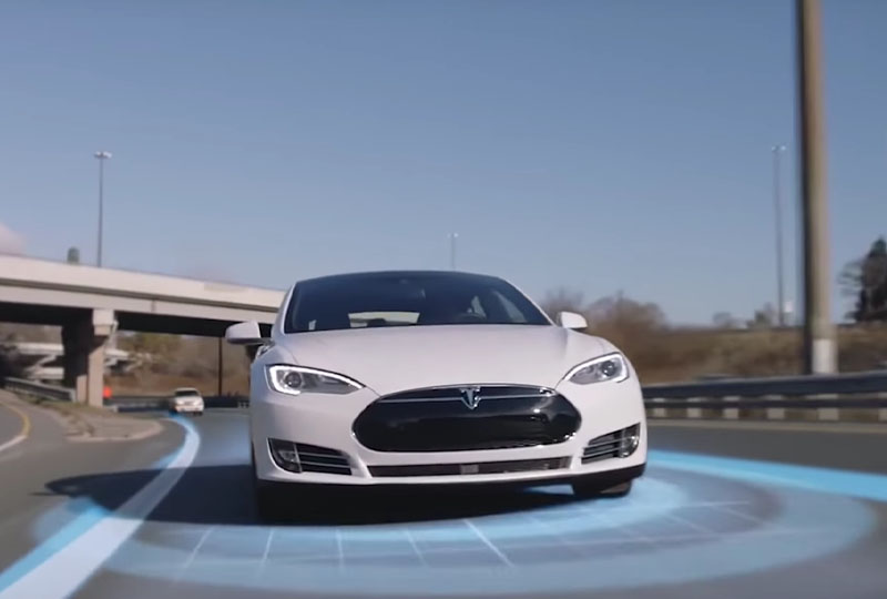 tesla conduite autonome