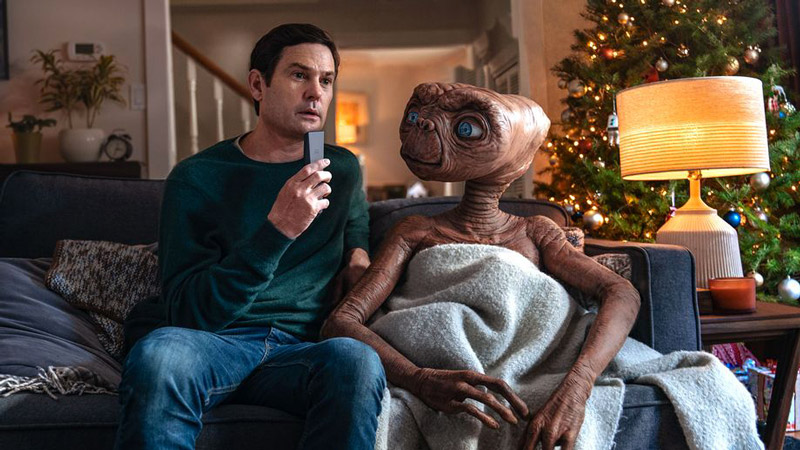 Image 1 : Spielberg ressuscite E.T. pour Noël, mais seulement pour quelques minutes