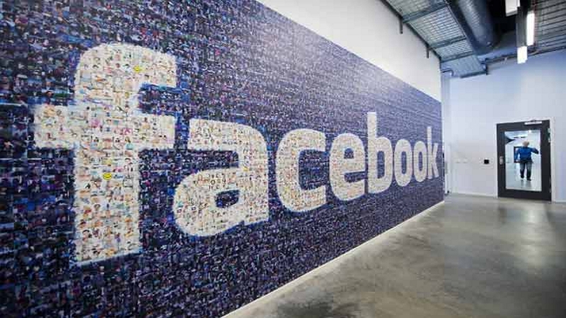 Image 1 : Facebook : des disques durs d’employés du groupe volés dans une voiture