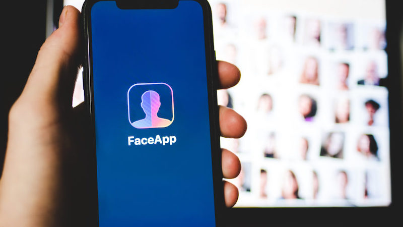 Image 1 : FaceApp : pour le FBI, l'app est officiellement un espion russe potentiel