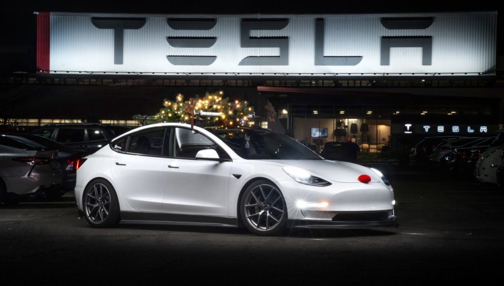 Image 1 : Tesla vient de sortir sa mise à jour de Noël