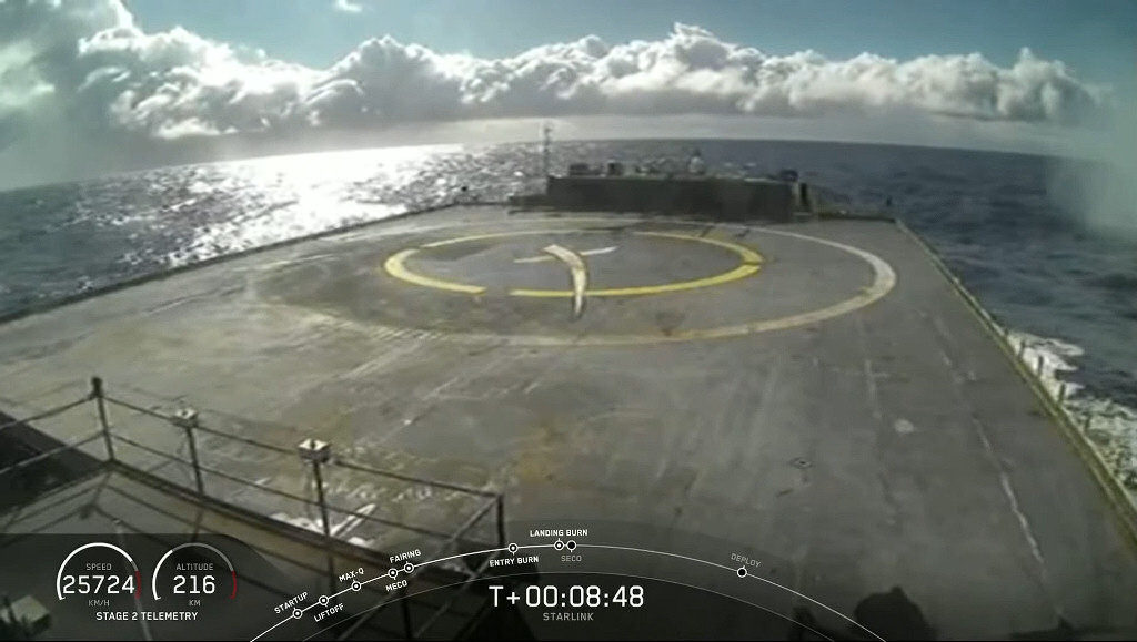 Image 1 : SpaceX envoie 60 satellites en orbite mais rate son arrimage en mer