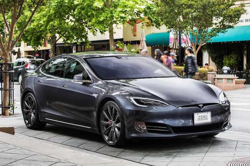 Image 1 : Tesla désactive à distance l’Autopilot d’un Model S d’occasion