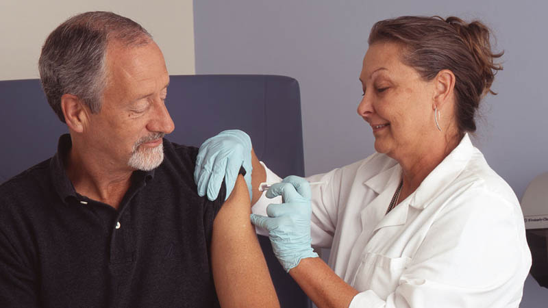 Image 1 : Coronavirus : le premier vaccin est prêt à être testé sur l’Homme