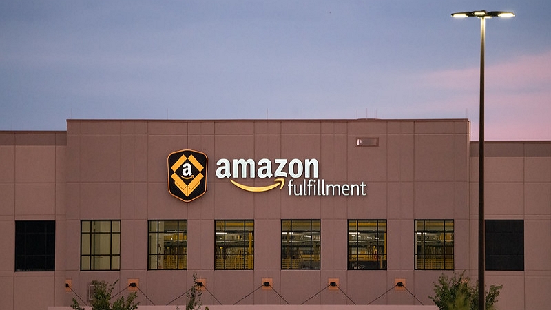 Image 1 : Covid-19 : Amazon recrute 100 000 employés pour assurer les livraisons durant la pandémie