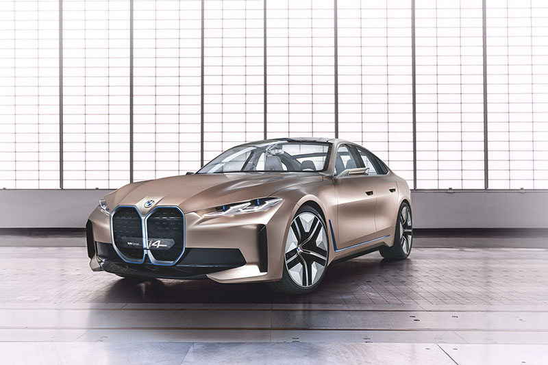 Image 1 : BMW dévoile son concept de berline électrique i4