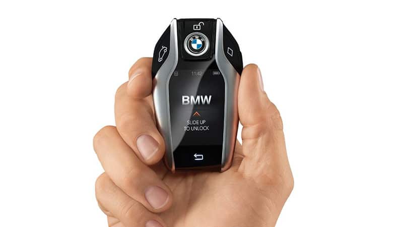 Image 1 : Apple CarKey : BMW sera le premier constructeur à intégrer le système de clé digitale