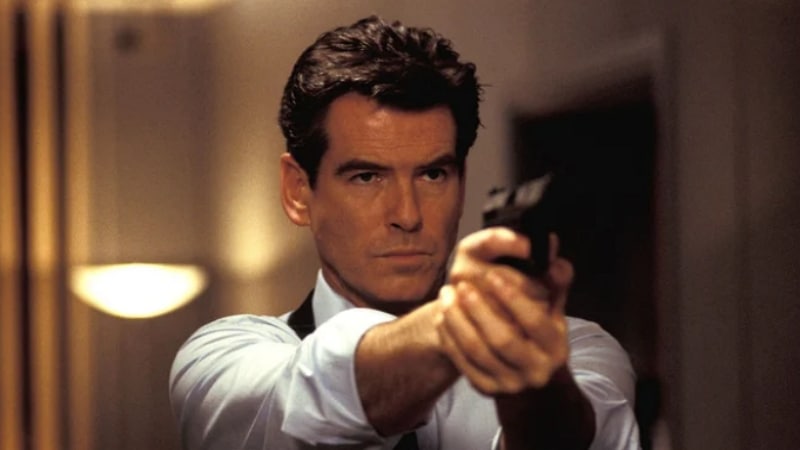 Image 1 : James Bond : Pierce Brosnan prêt à rempiler dans un 007, mais en tant que méchant