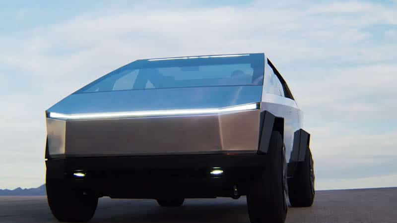 Image 1 : Tesla Cybertruck : une seule couleur disponible, le reste en covering, déclare Elon Musk