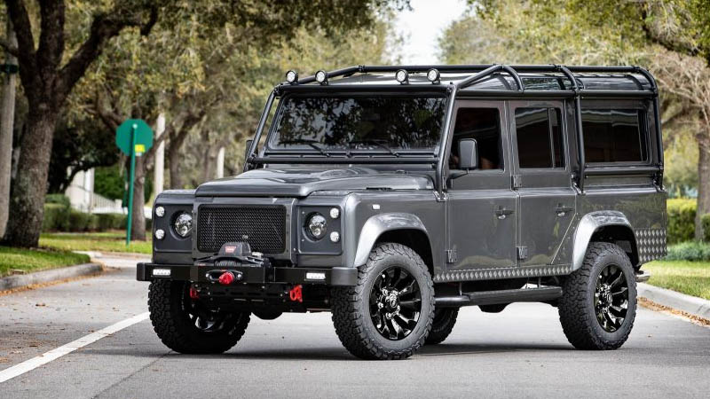 land rover defender 1