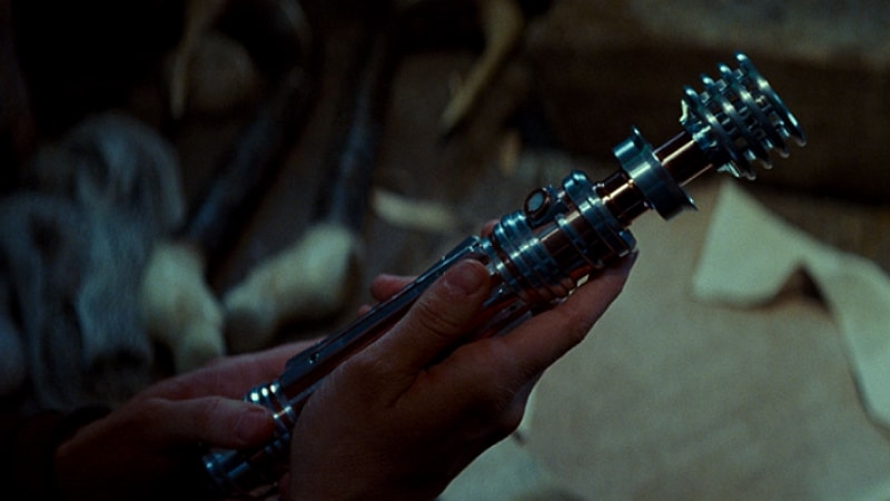 Image 1 : Star Wars : les secrets des sabres lasers de l'Ascension de Skywalker