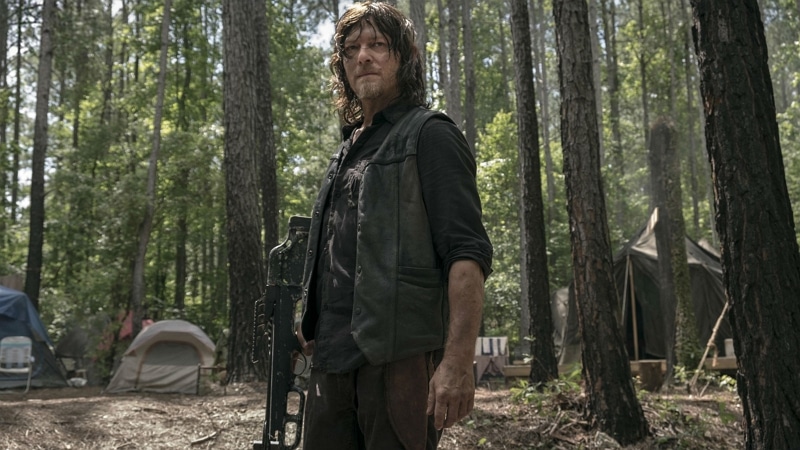 Image 1 : The Walking Dead : Norman Reedus compare le final de la saison 10 à Games Of Thrones