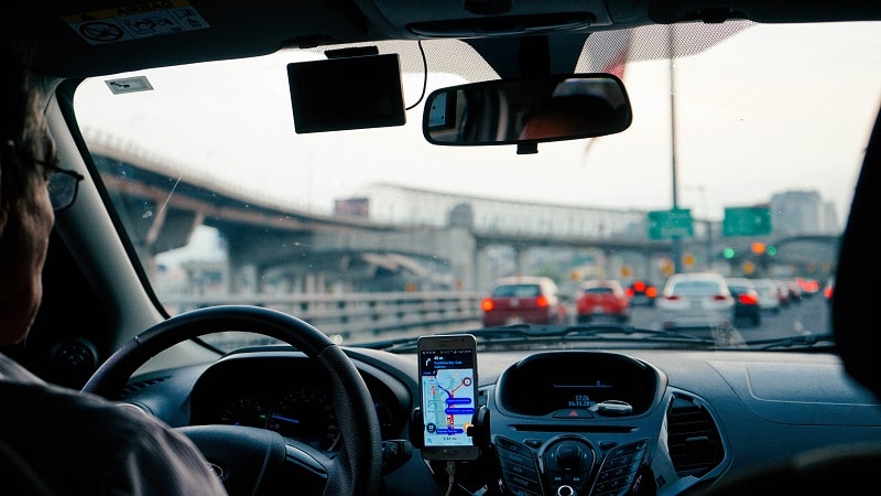 Image 1 : Covid-19 : Uber va obliger les chauffeurs et les passagers à porter des masques aux États-Unis