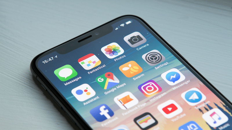 Image 1 : Apple contraint de payer à Samsung une pénalité de 950 millions de dollars pour avoir commandé trop peu d'écrans OLED