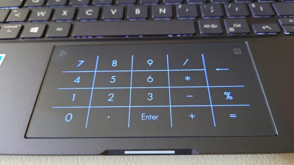 Image 7 : Test Asus ExpertBook B9 : un PC portable léger et fin qui ne s'adresse pas qu'aux pros