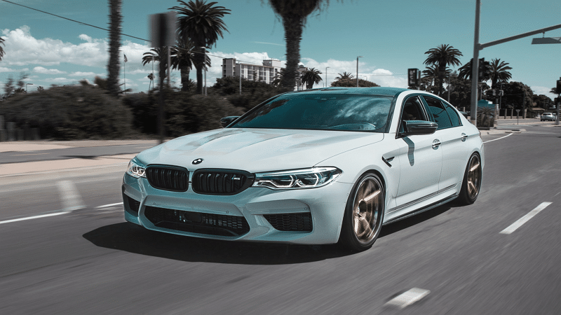 Image 1 : BMW proposera des versions électriques de la Série 5, de la Série 7 et du X1