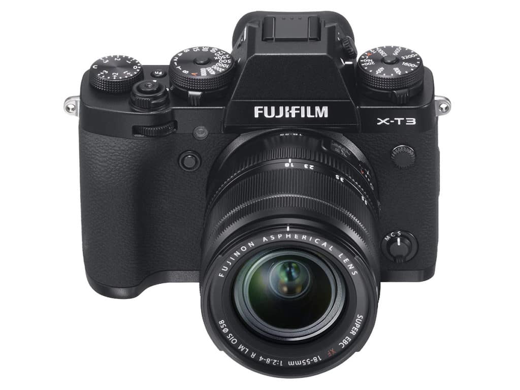 Image 1 : L'excellent hybride Fufilm X-T3 + 18-55 mm, son étui et une seconde batterie à 1 369 €