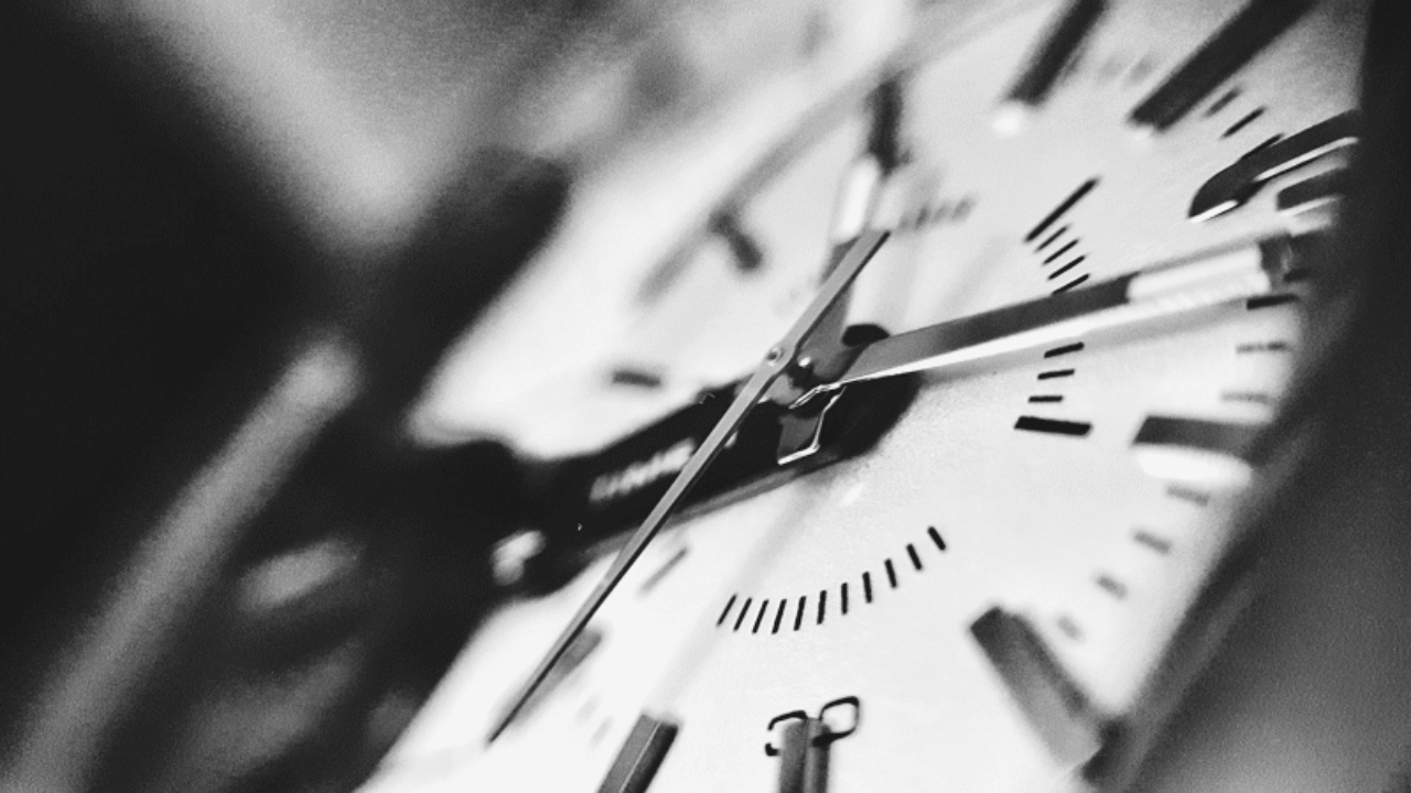 l univers suivrait sa propre horloge fondamentale qui serait plus rapide que ce que nous imaginons l univers suivrait sa propre horloge