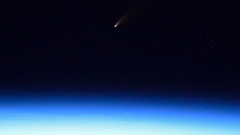 Image 1 : La comète NEOWISE est actuellement visible à l’œil nu