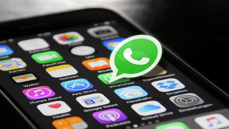 WhatsApp Facebook application applications messagerie messageries Viber Dust Telegram Signal Edward Snowden Wire alternatives 