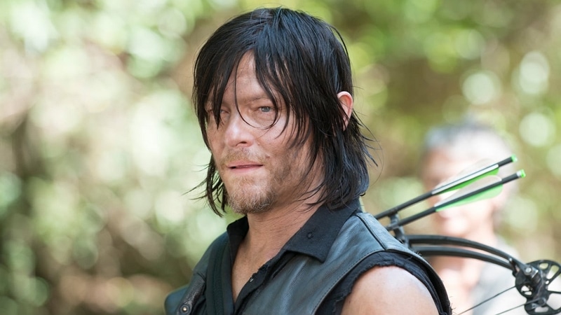 the walking dead daryl dixon pope les faucheurs reapers  normand reedus saison 11 épisode maggie negan rick grimes série amc