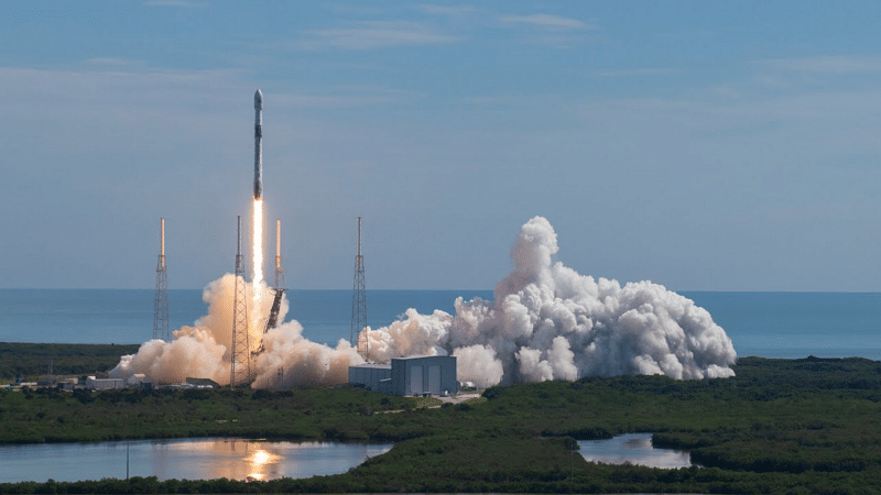 Image 1 : SpaceX établit un record de réutilisation d'une même fusée Falcon 9