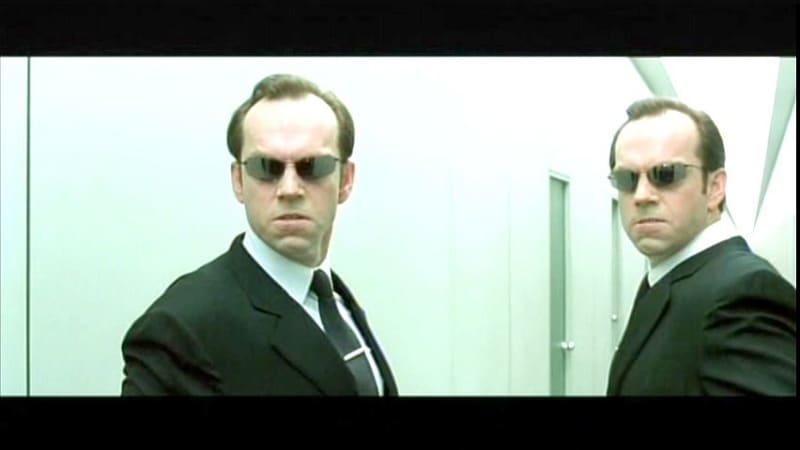 L'acteur Hugo Weaving dans le film Matrix / Crédit : Warner Bros