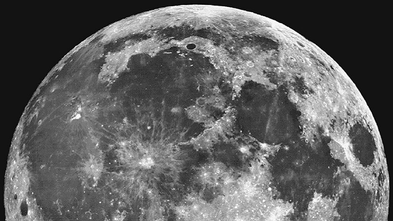 Photo de la Lune prise par le télescope spatial Hubble