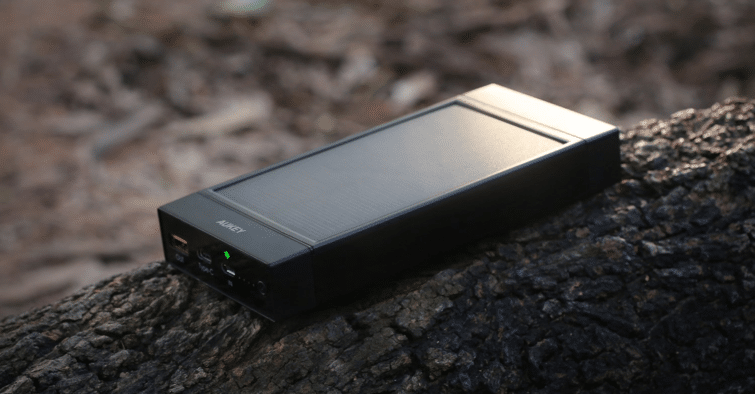 Batterie solaire Aukey