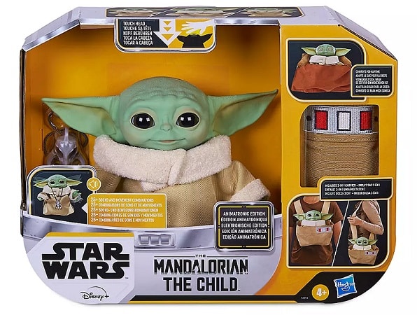 La boîte de la peluche animée de Baby Yoda