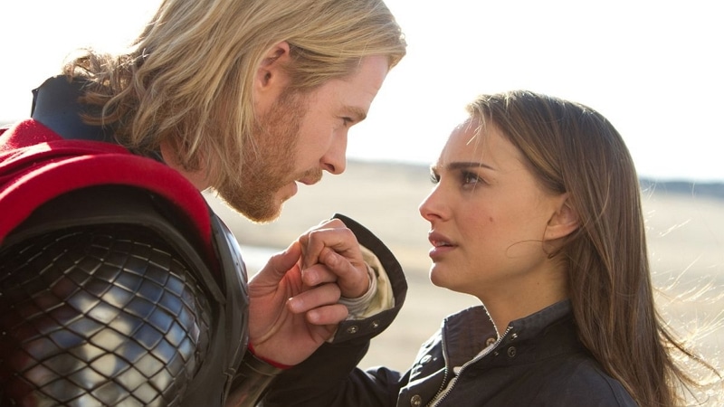 Thor (Chris Hemsworth) et Jane Foster (Natalie Portman)