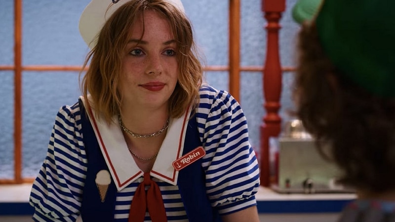 Maya Hawke (Robin) dans la saison 3 de Stranger Things