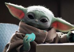 baby yoda macarons